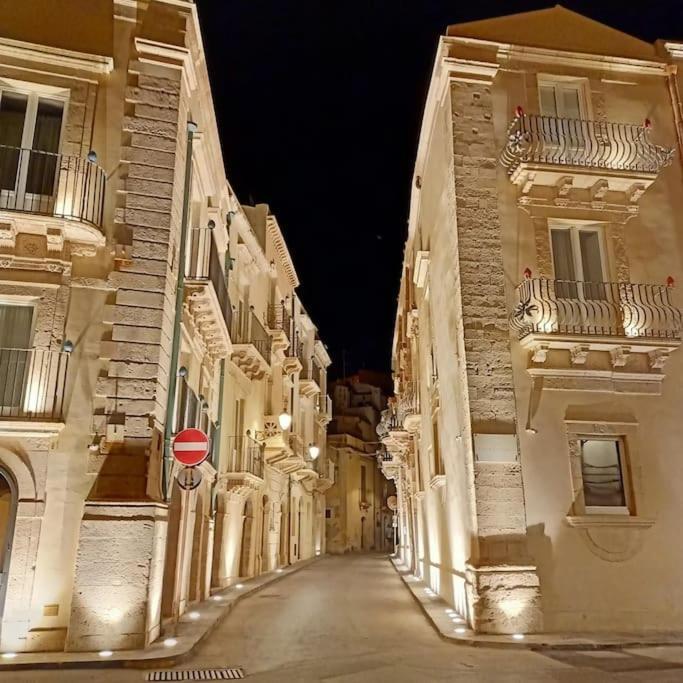 Casarizzi 24 Vacanze Ortigia Сиракузы Экстерьер фото